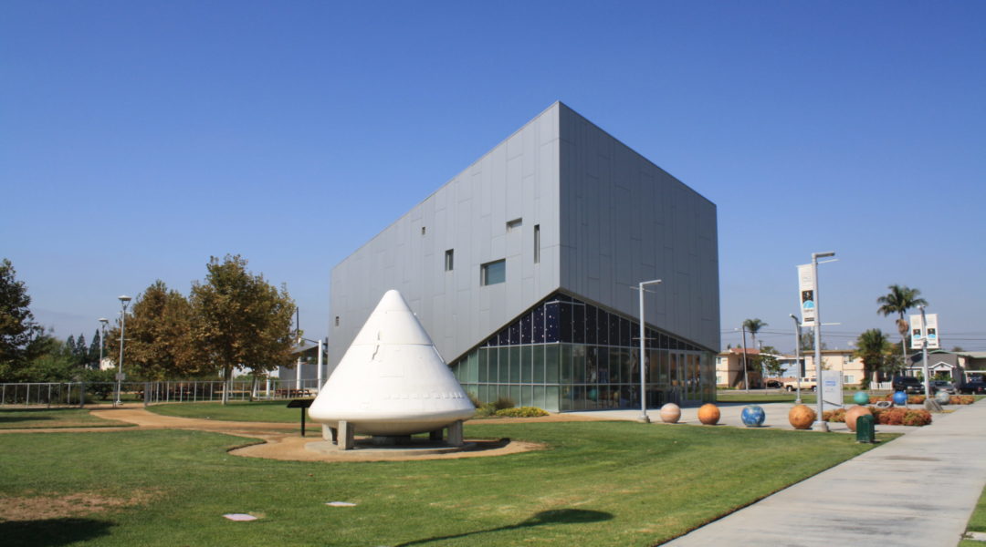 Cover - Columbia Memorial Space Center Cover - Columbia Memorial Space Center